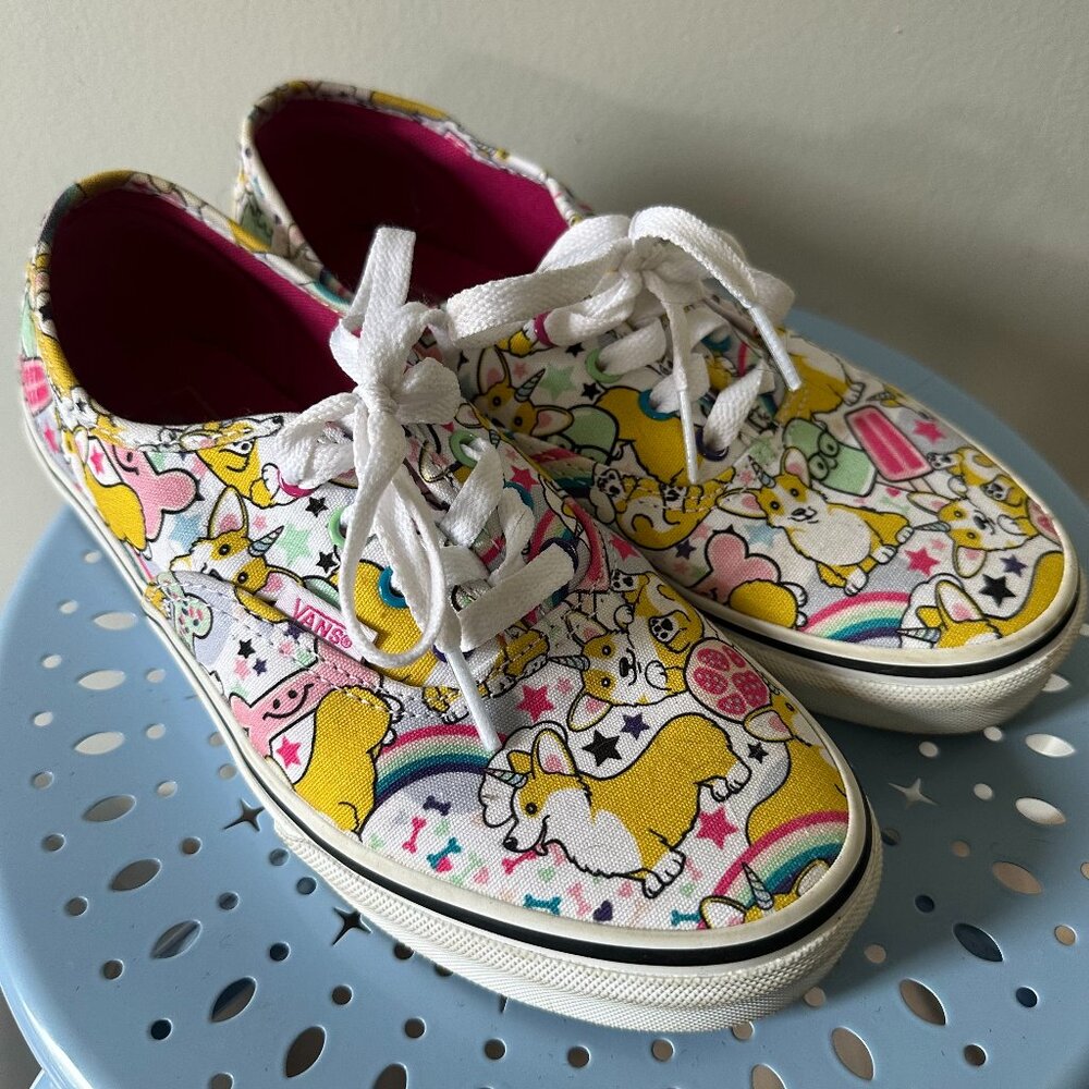 Vans lace up Uni-Corgi Rainbow print sneakers juniors size 5